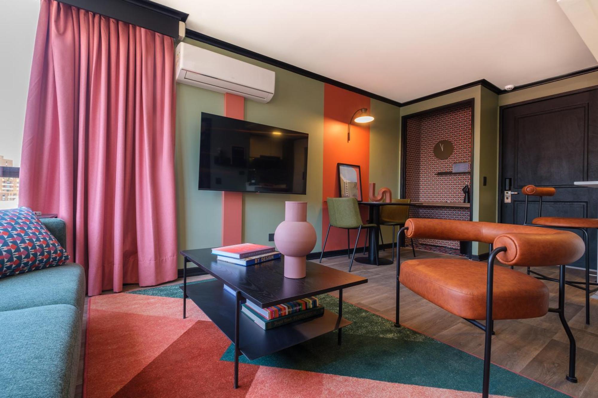 Serviced Apartahotel *