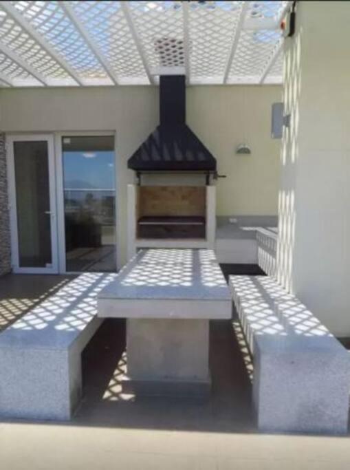 Apartamento Vista A Cerro Santa Lucia Con Aire Acondicionado