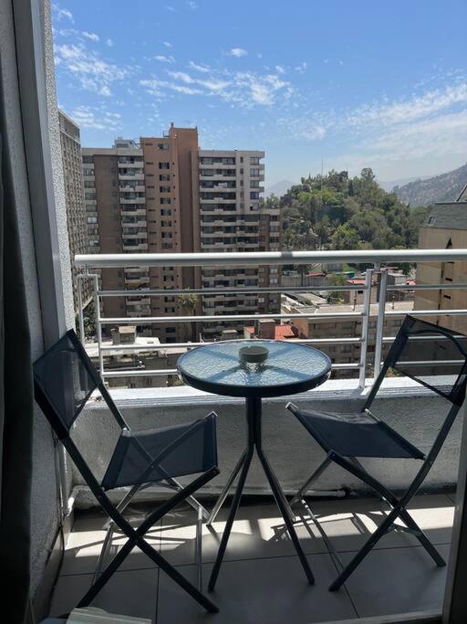 Vista A Cerro Santa Lucia Con Aire Acondicionado Apartamento