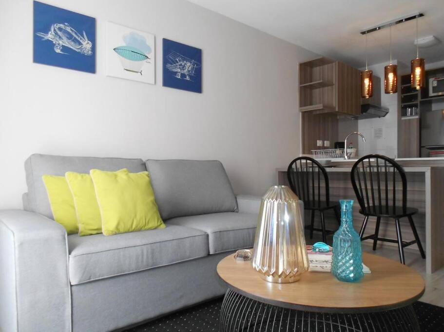 Fabuloso Departamento Cercano A Metro Santa Lucia Santiago