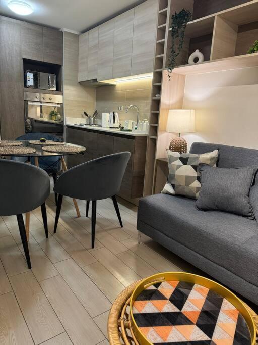 Nr Apart Tocornal 1 - Centro Apartment *