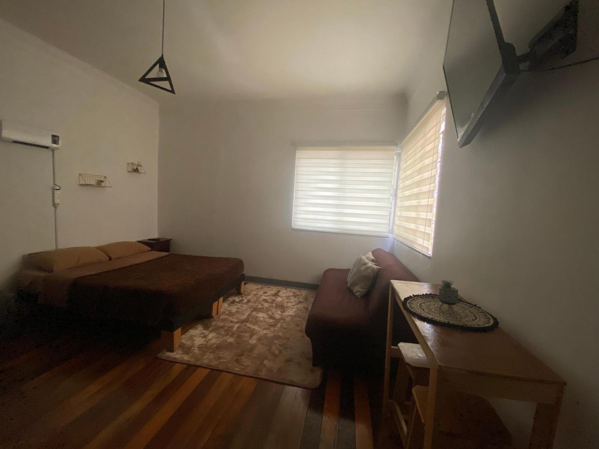 2 Con Bano Compartido En Providencia Casa Santiago