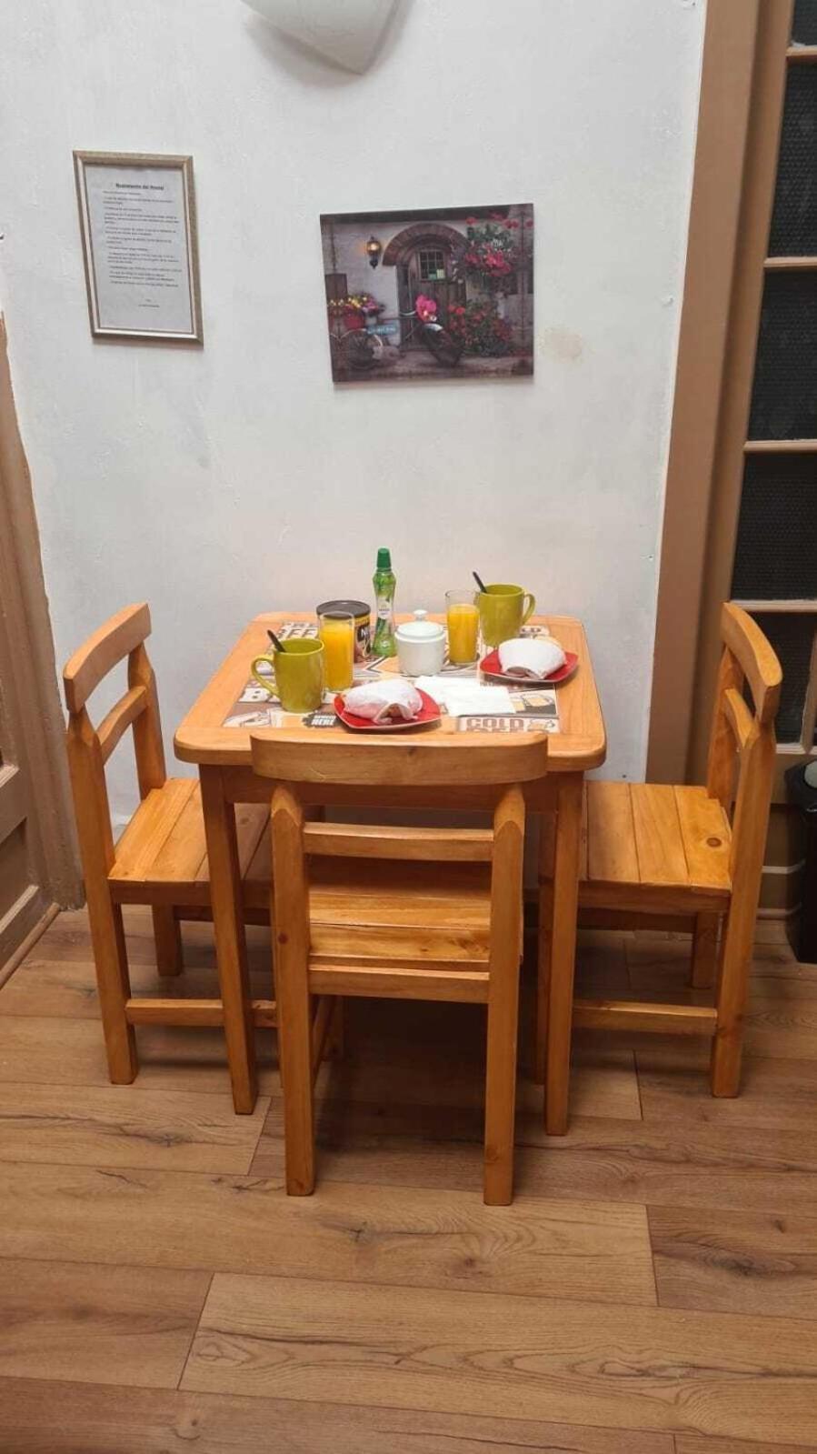 Pensión Confortable Hostal En El Centro De