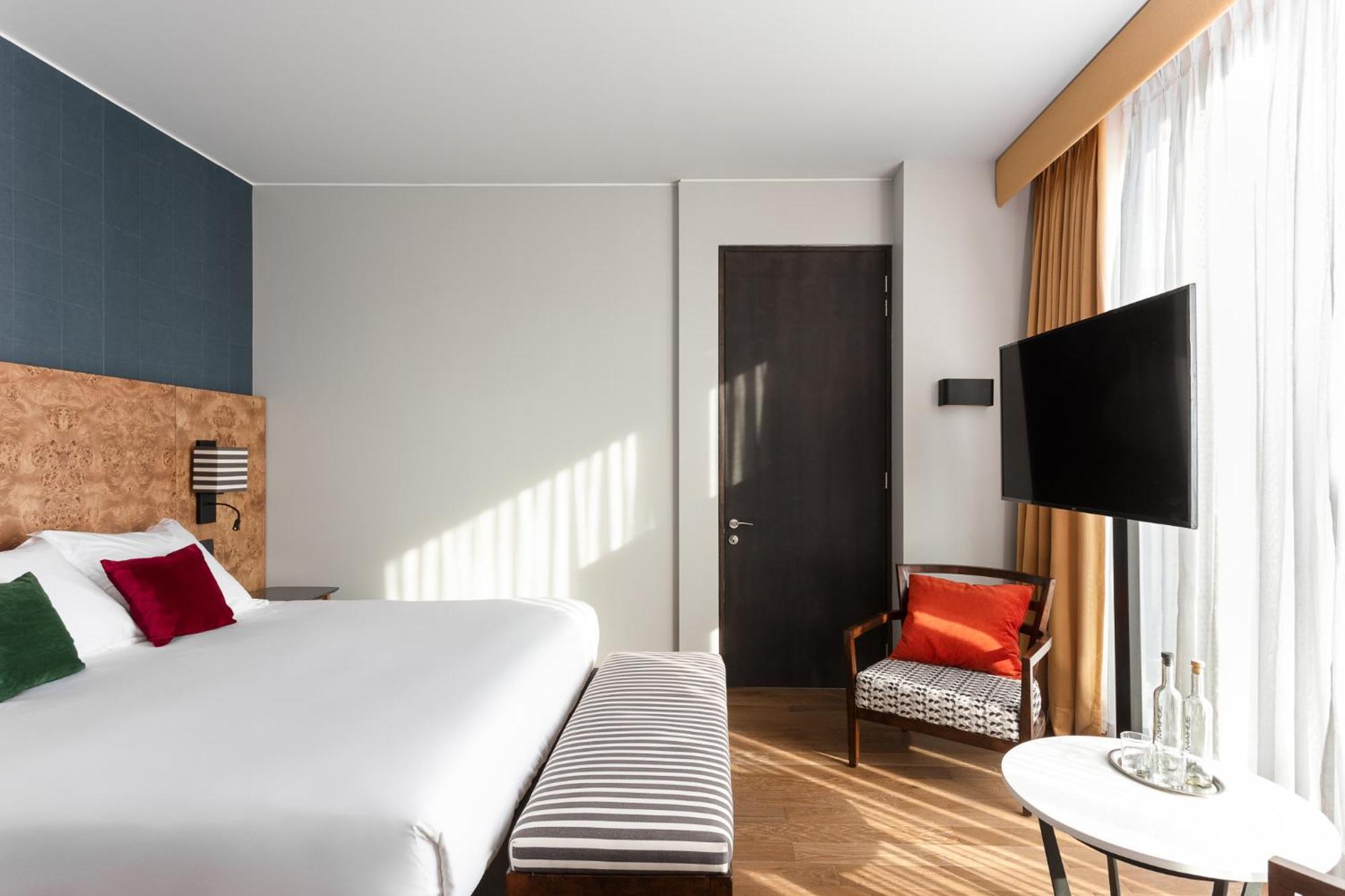 Hotel Debaines 5*