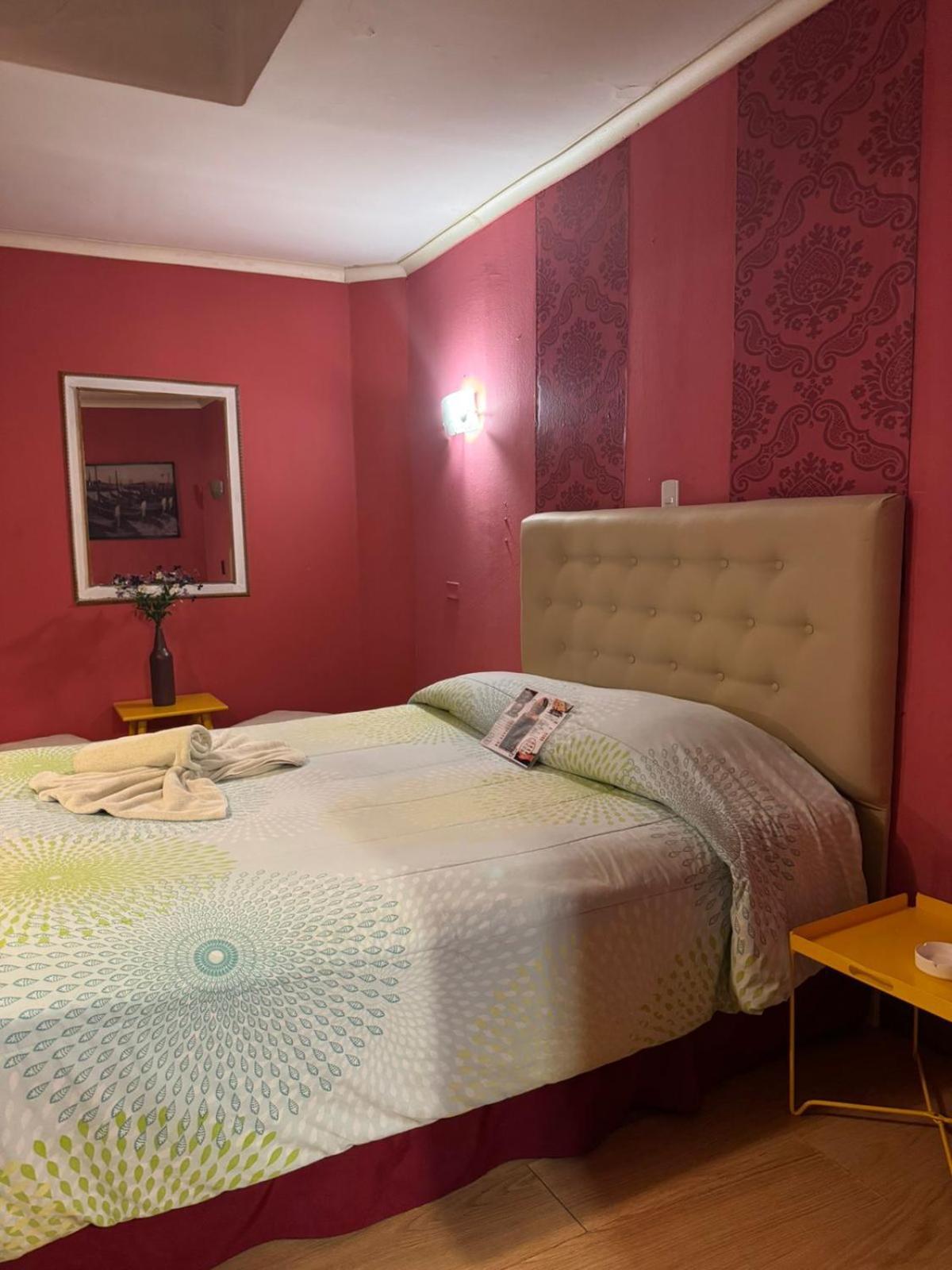 Toesca, Cercano A Movistar Arena Hotel do amor