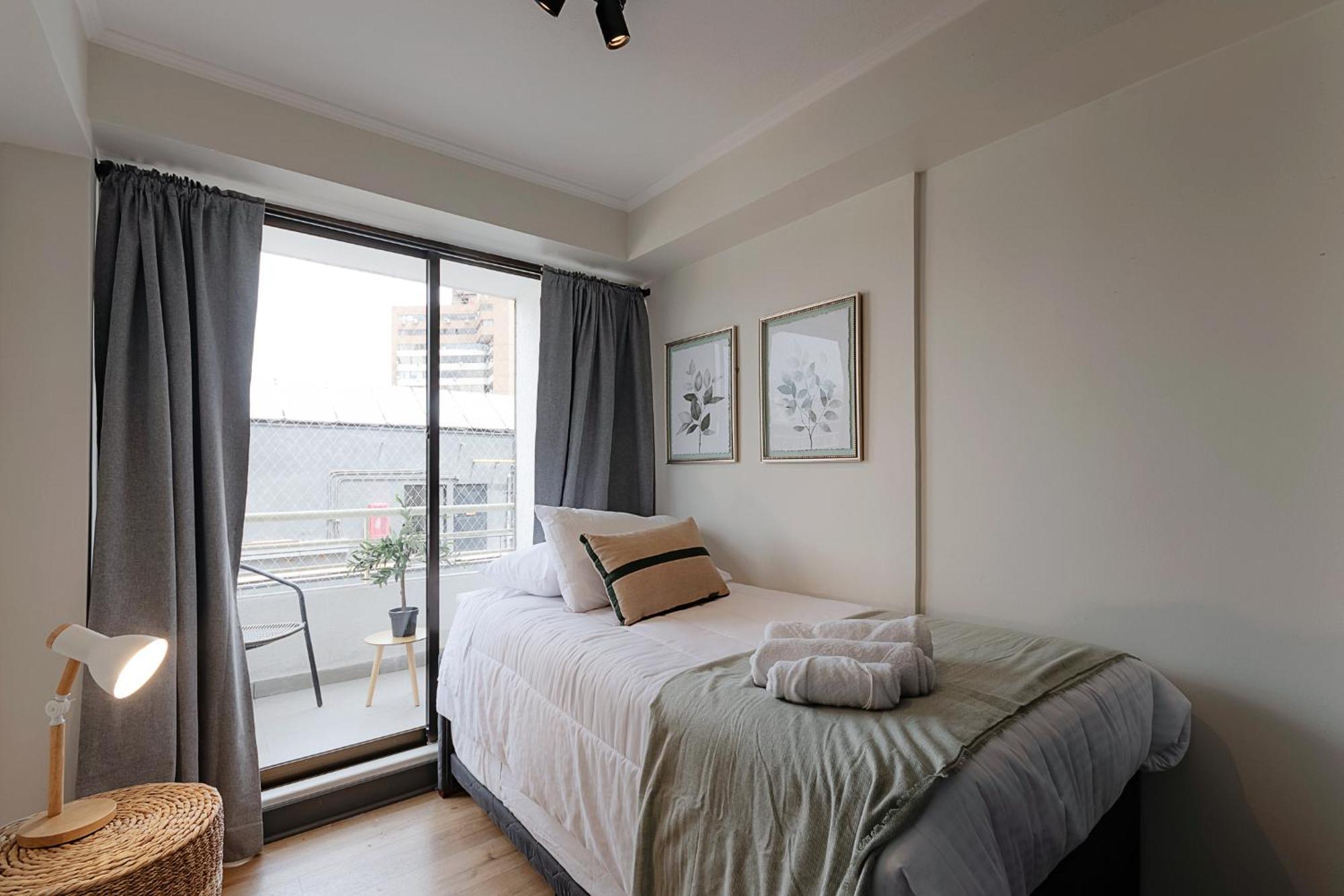 Departamento Familiar Con Terraza En Providencia * Santiago