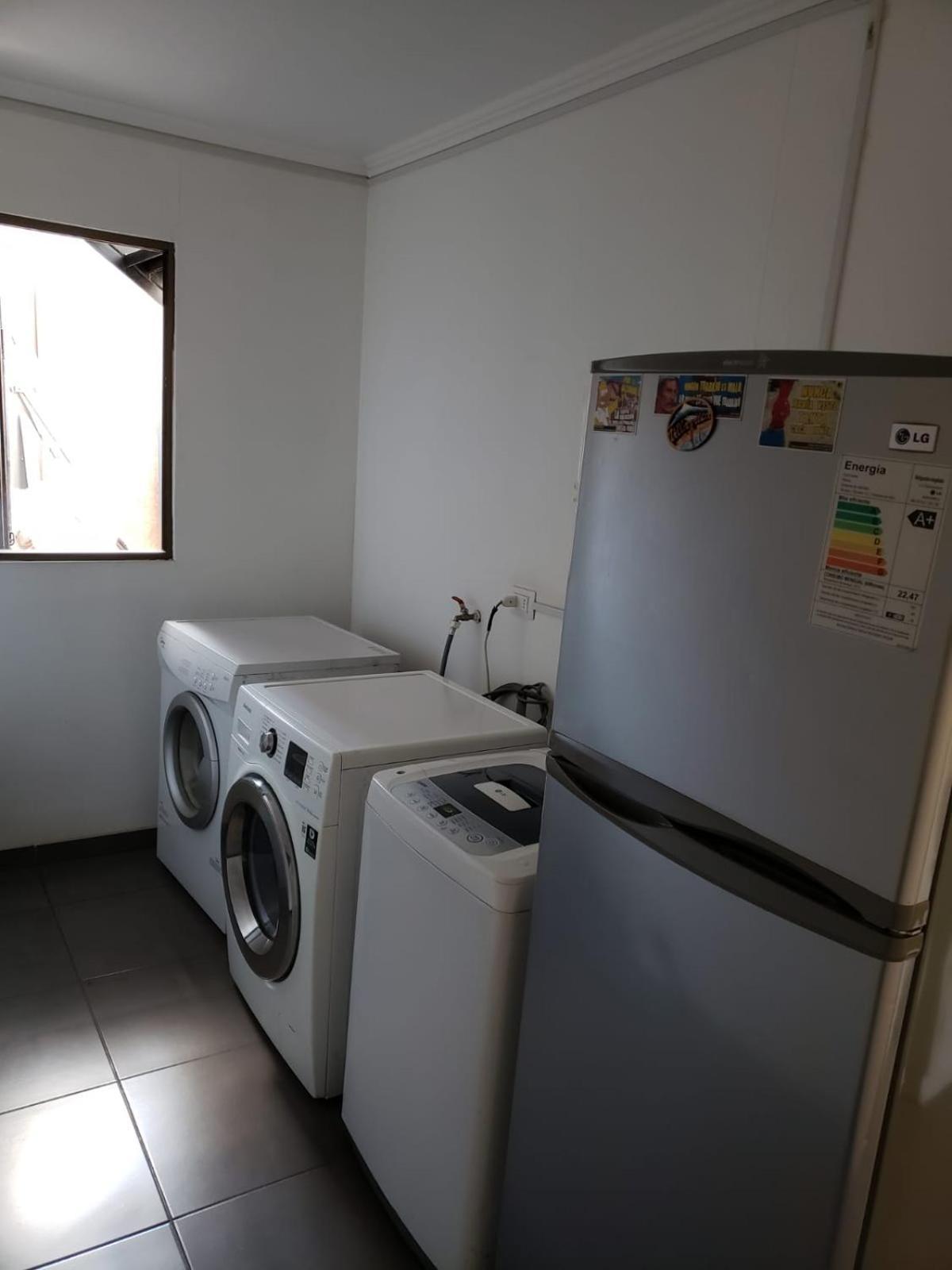 Aerohostal Guest house Santiago