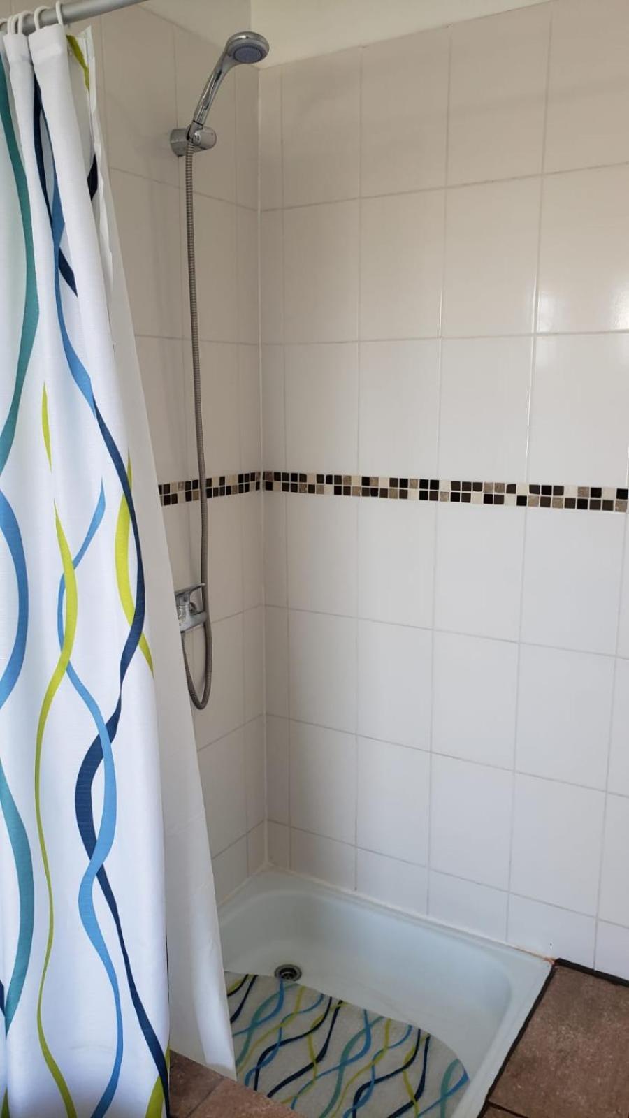 Aerohostal Guest house Santiago