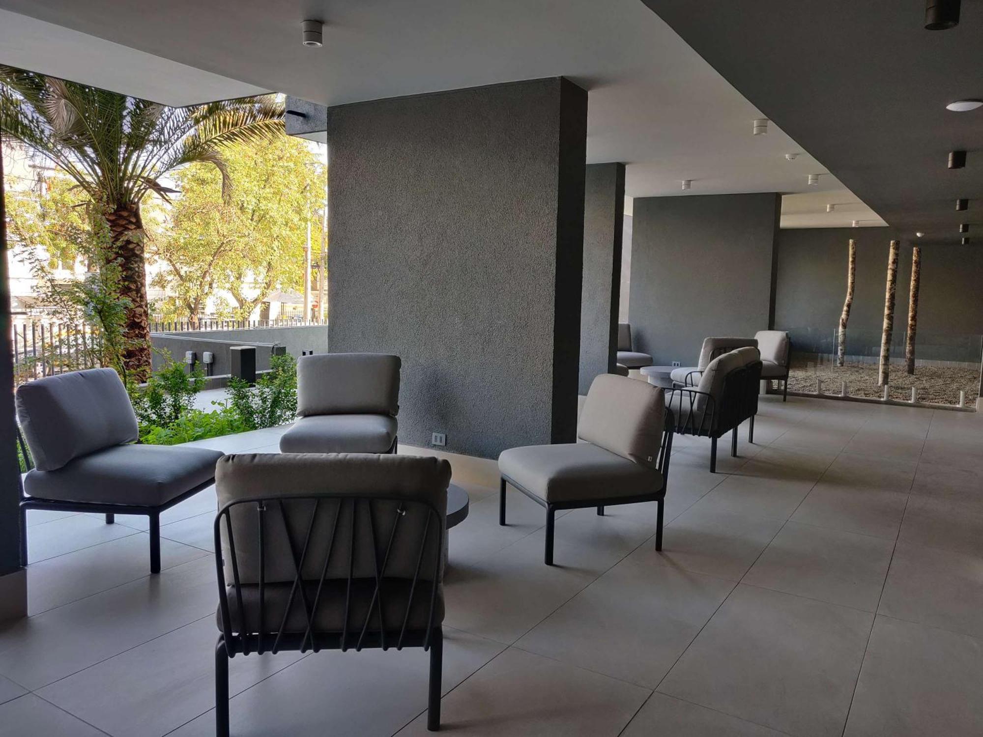 Apartamento Luminous For 5 In Ricardo Lyon Santiago