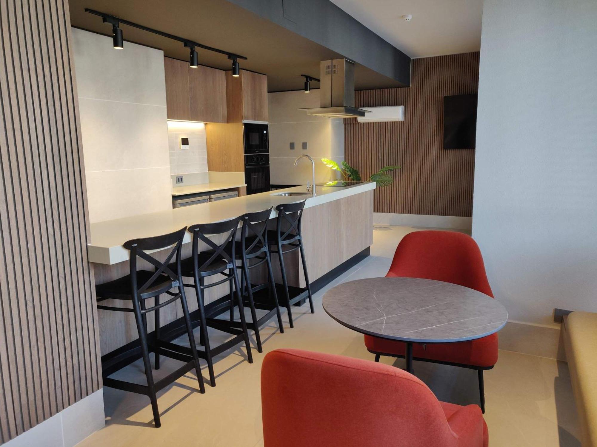Luminous For 5 In Ricardo Lyon Apartamento