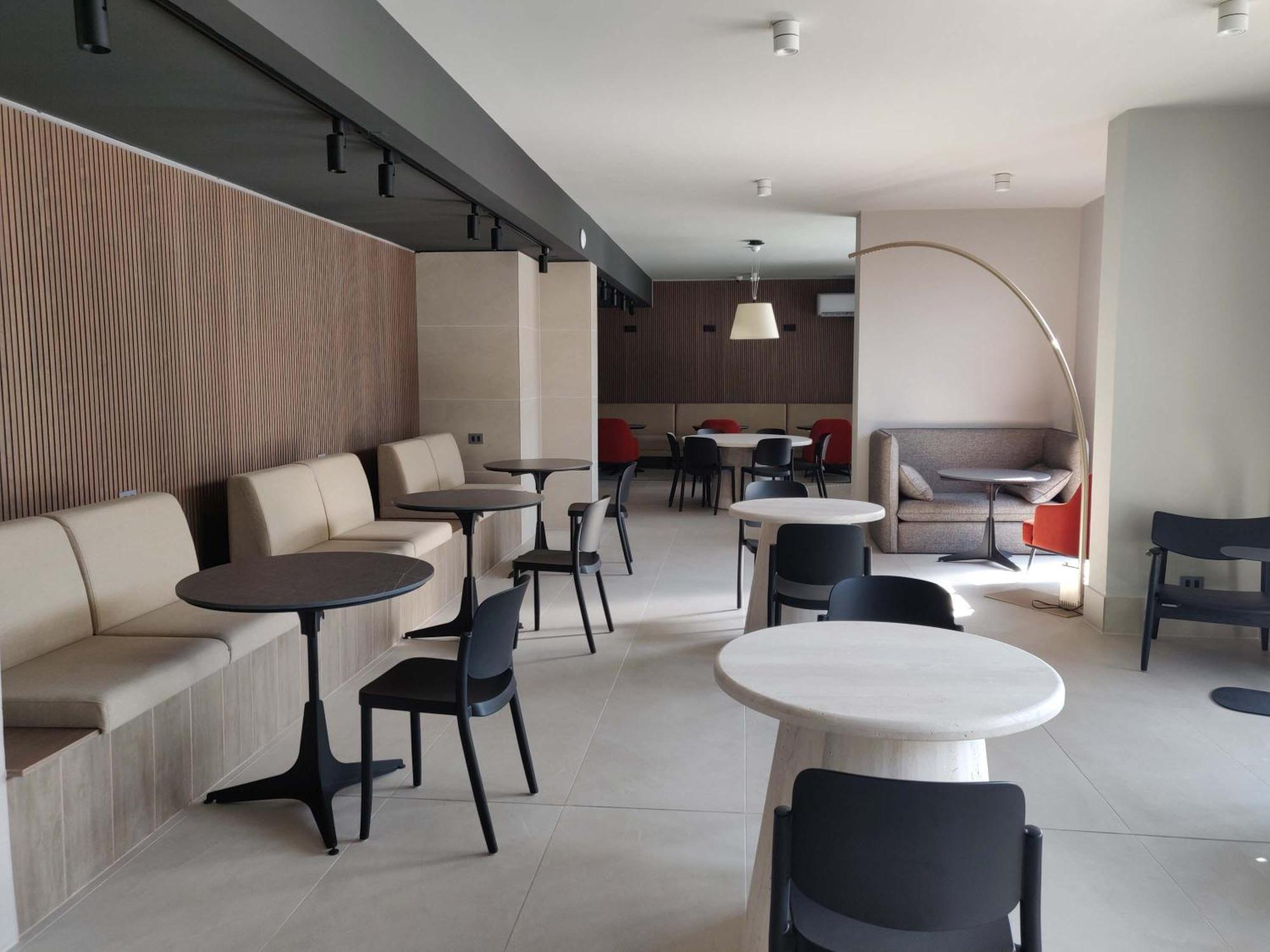 Apartamento Luminous For 5 In Ricardo Lyon *