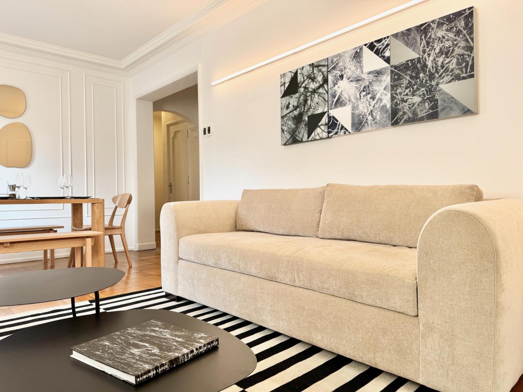 Spacious And Elegant Neoclassical Style *