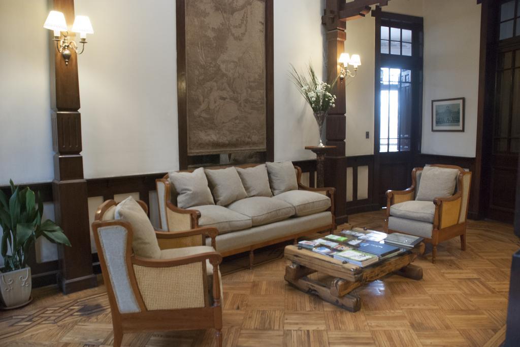 Hostal Casaltura Santiago de Chile