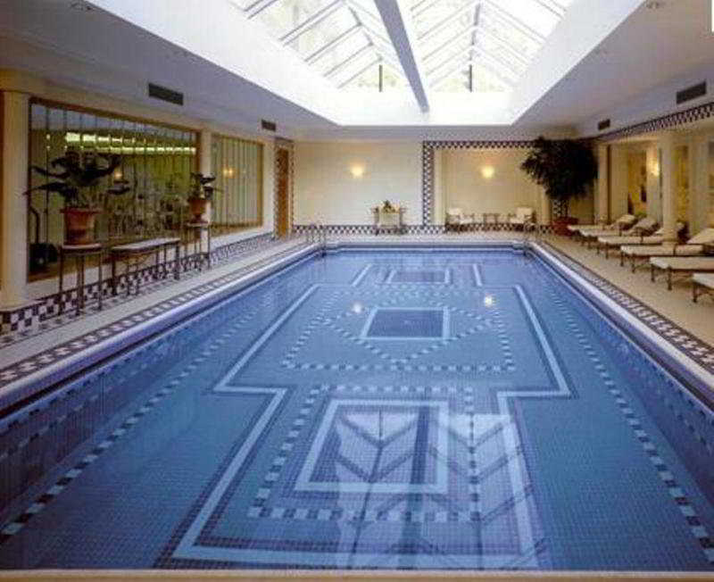 San Cristobal Tower - A Luxury Collection 5*