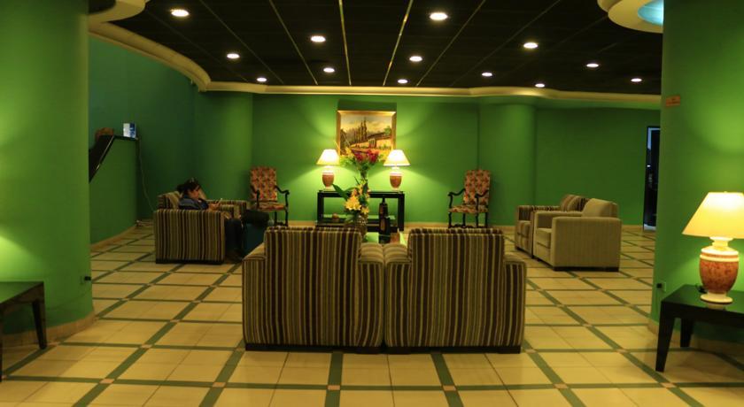 Hotel Diego De Almagro Centro 4*
