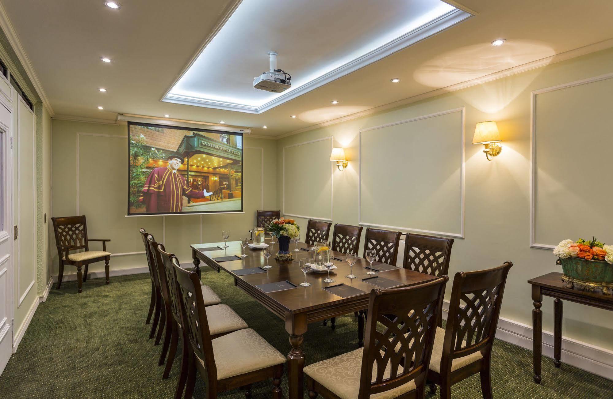 Park Plaza 3*