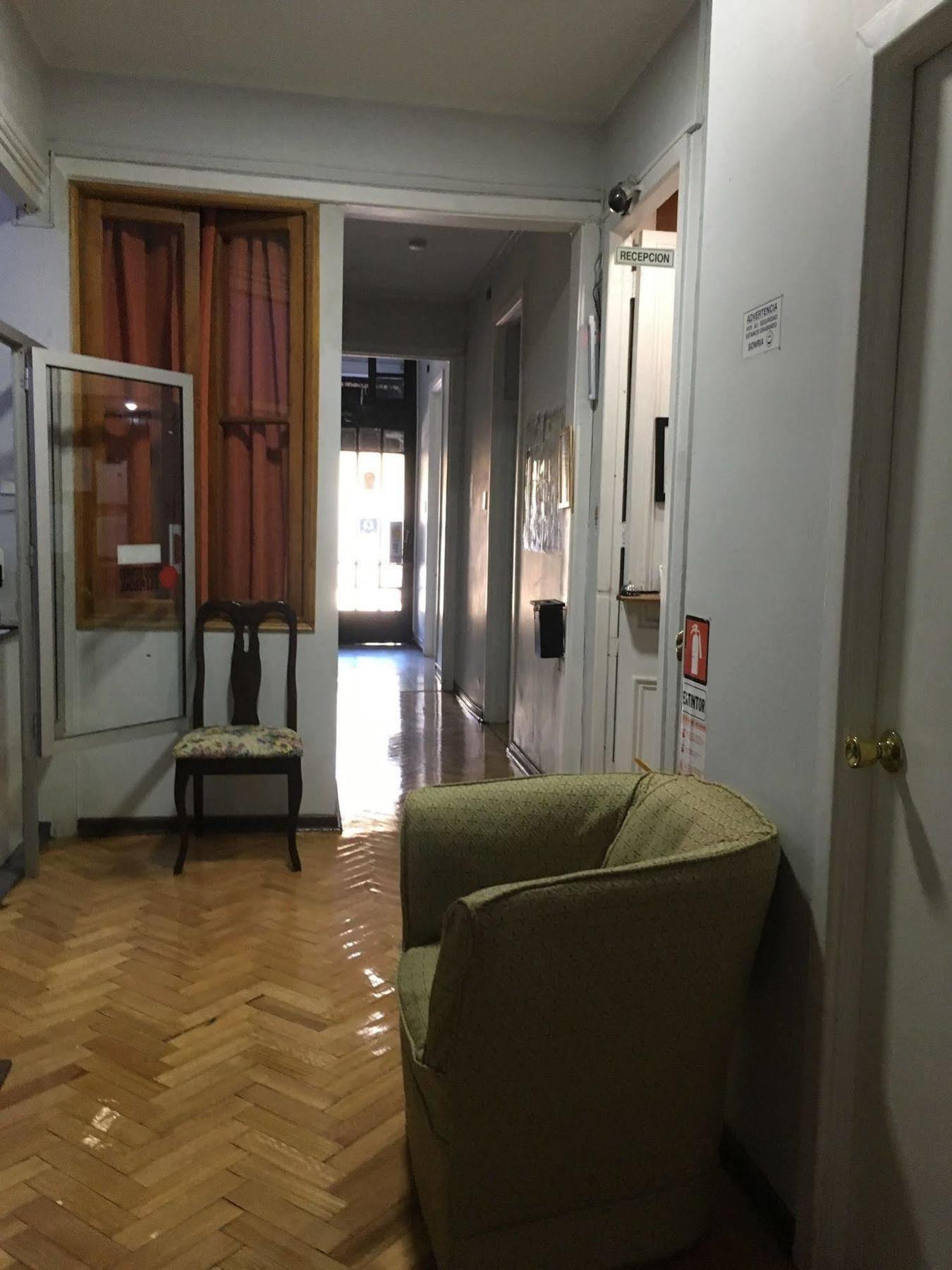 Hotel Residencial Universitaria 2*