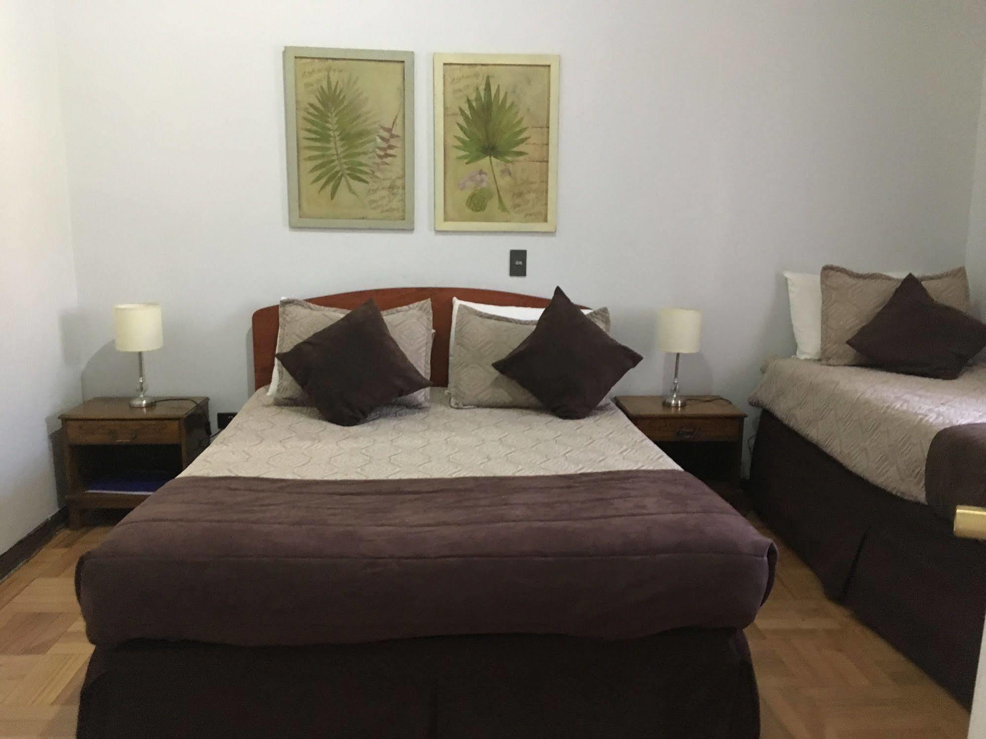 Residencial Universitaria Hotel Santiago