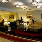 Windsor Suites Hotel