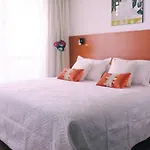 Apart Hotel Intersuites Las Condes