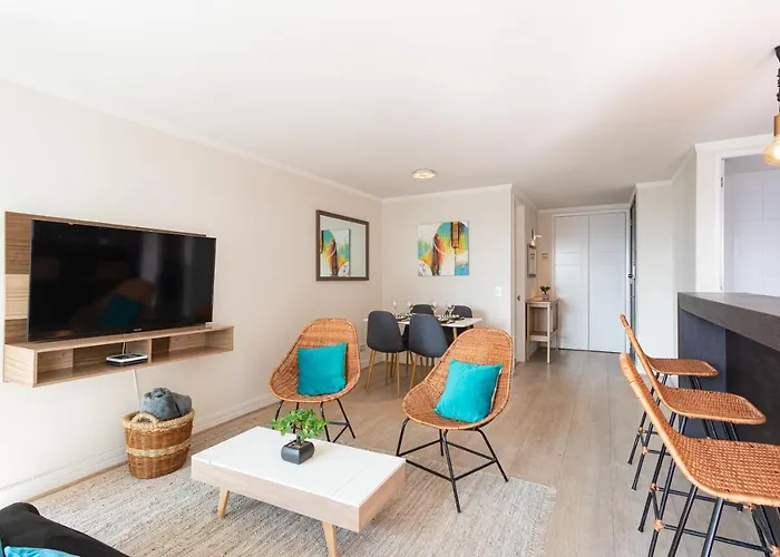 Arauco Wood - 2Br, Parking, Wifi, Mall & Pool