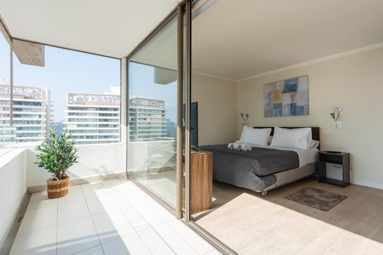 Arauco Wood - 2br, Parking, Wifi, Mall & Pool Santiago