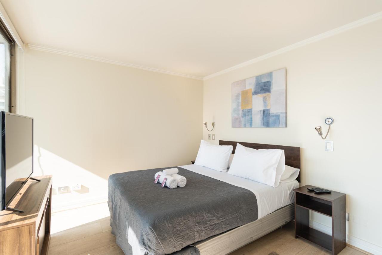 Arauco Wood - 2br, Parking, Wifi, Mall & Pool Apartment Santiago