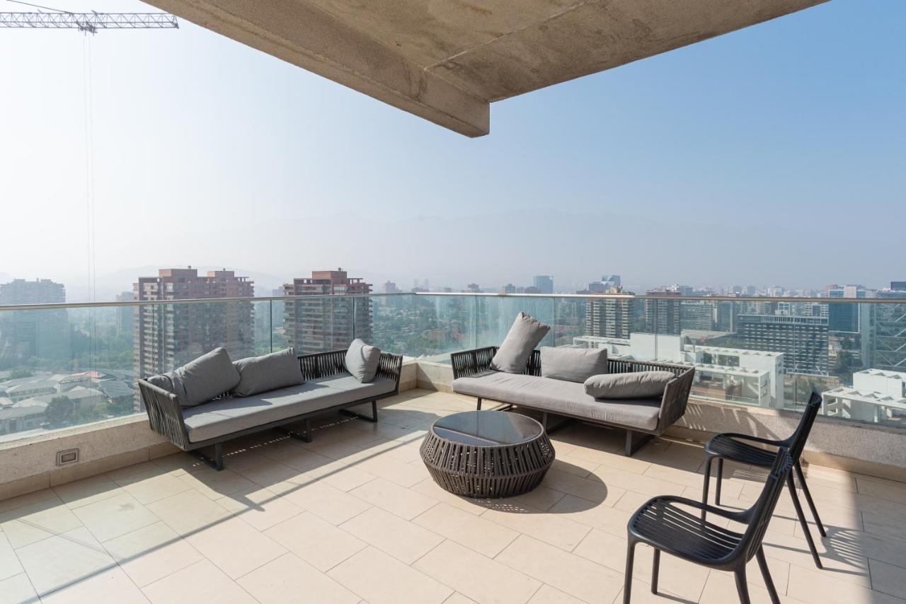 Arauco Wood - 2br, Parking, Wifi, Mall & Pool Apartment