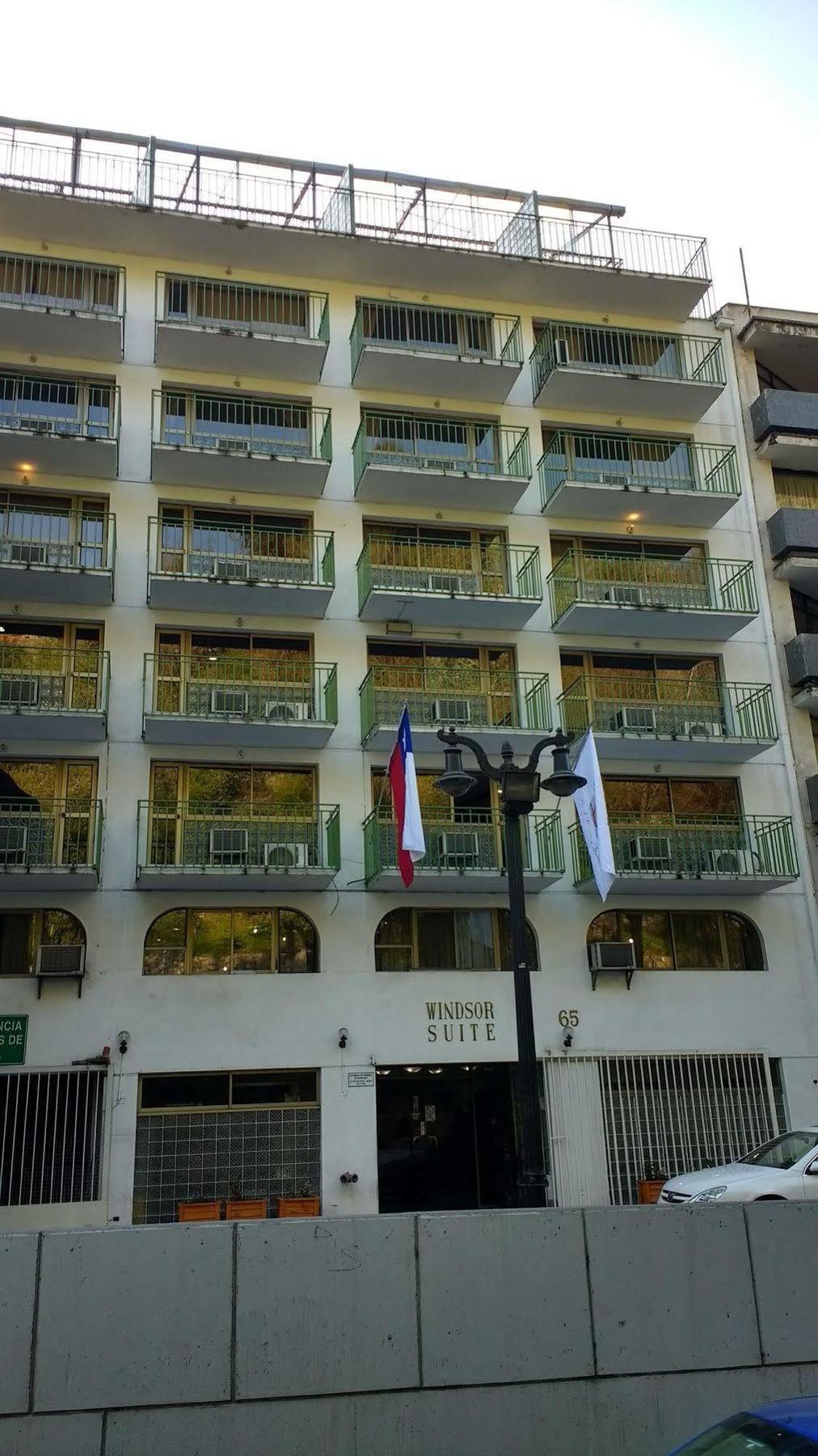 Windsor Santiago