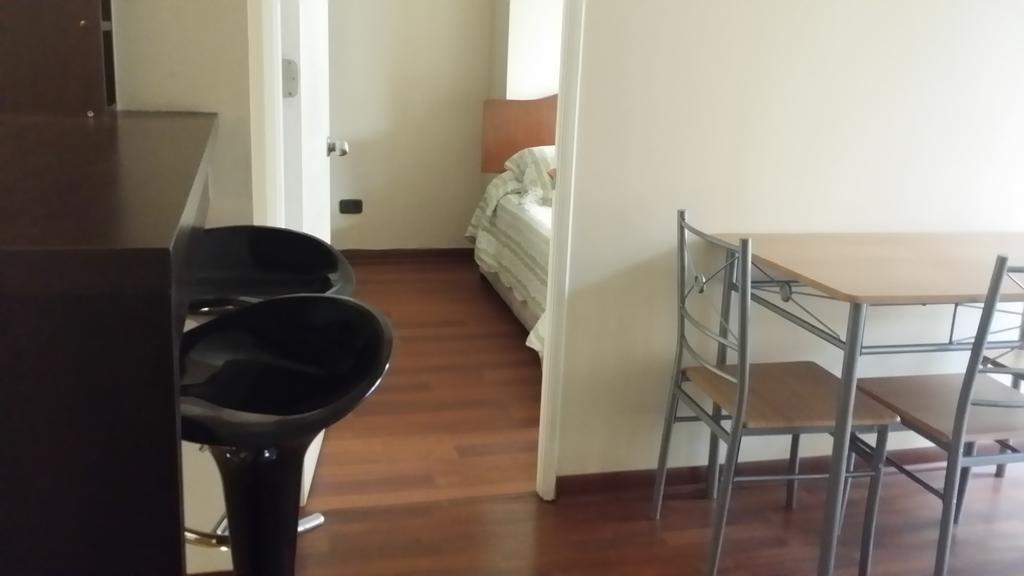 Ams Monjitas Apartamento *